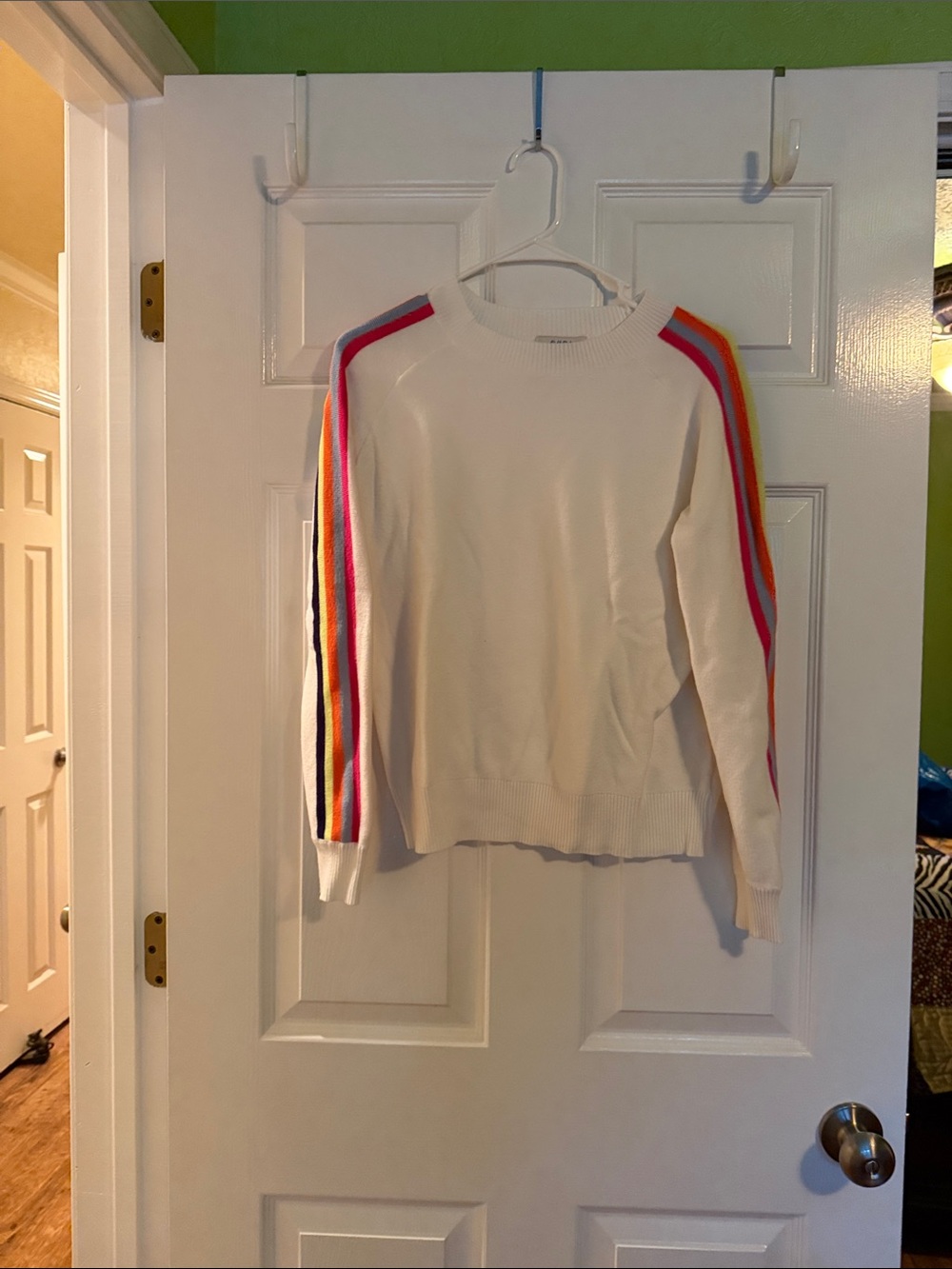 Avara White Crewneck Sweater with Multicolor Stripe Sleeves - Women XS